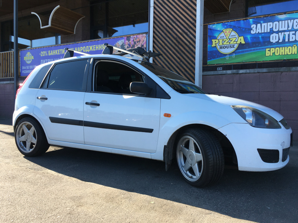 Коліса Azev A 7,5J R16 ЕТ30 4