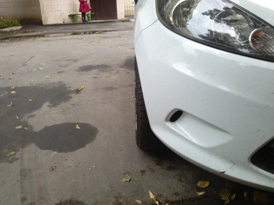 Advan RS 833 2