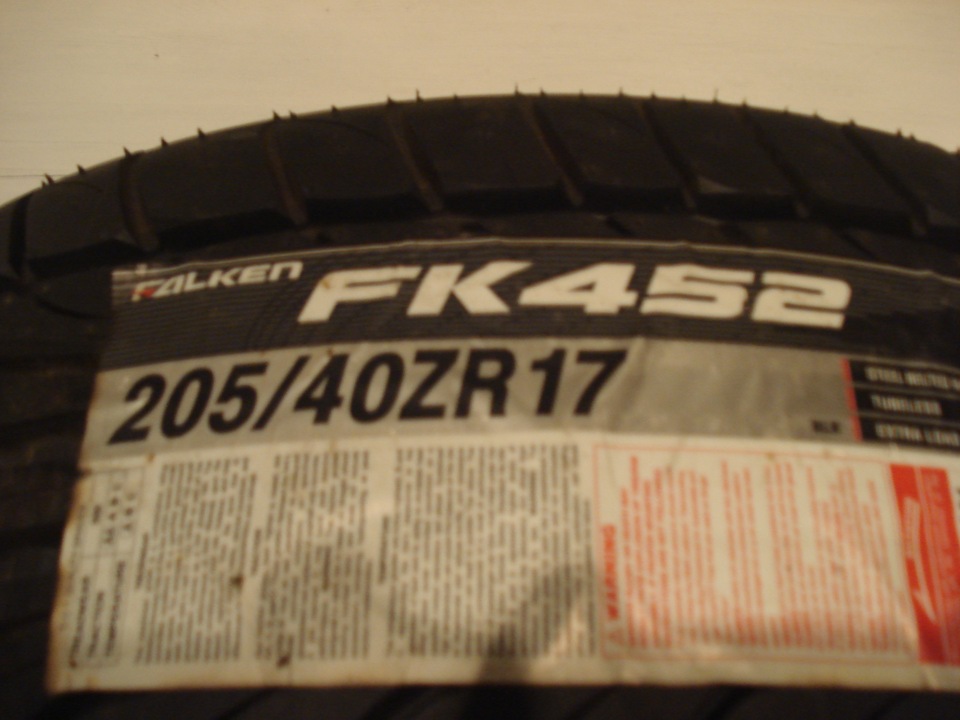 Falken 205/40 17 2