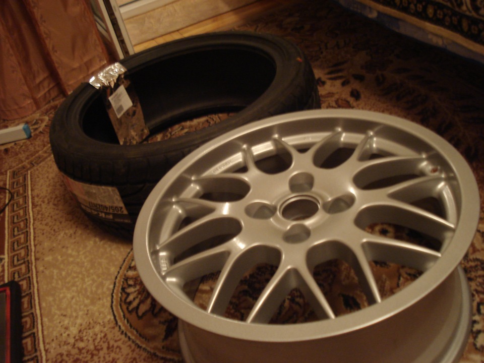 Неспешно продам BBS RX R17 и резину 205/40 17 3