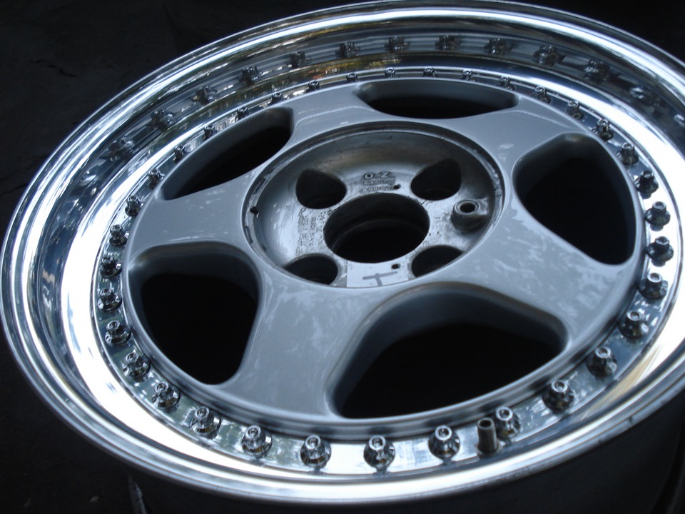 Продам OZ FUTURA 4x108 ET30 8j R16 5