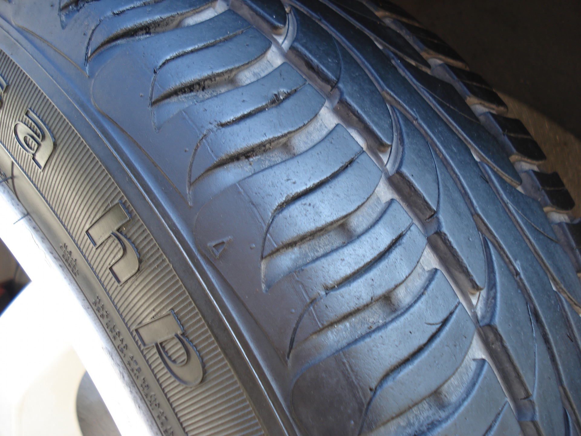 Продам резину 195/50 R15 1