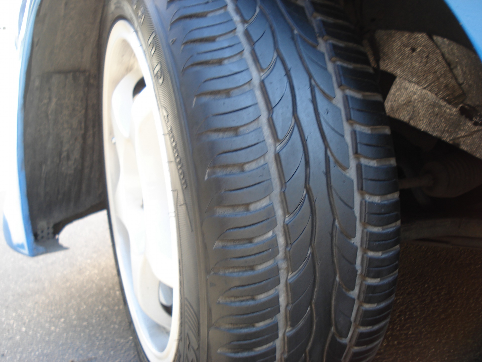 Продам резину 195/50 R15 3