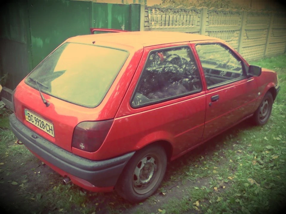 Знатний Stance