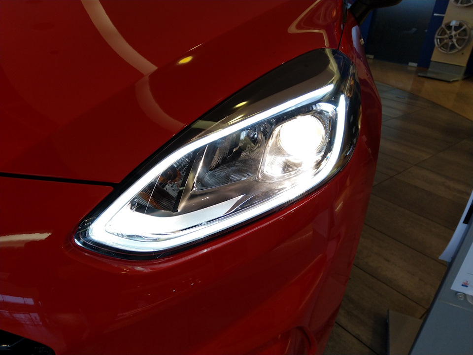 Що нове) Фари Ford Fiesta mk8 5