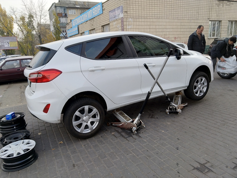 Колеса на зиму Tomason TN3 1