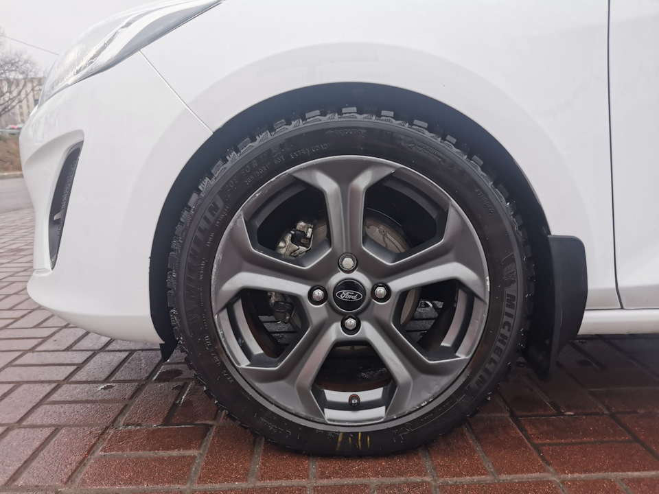 Зимові ноги 🤩 Michelin X-ice North 4 4