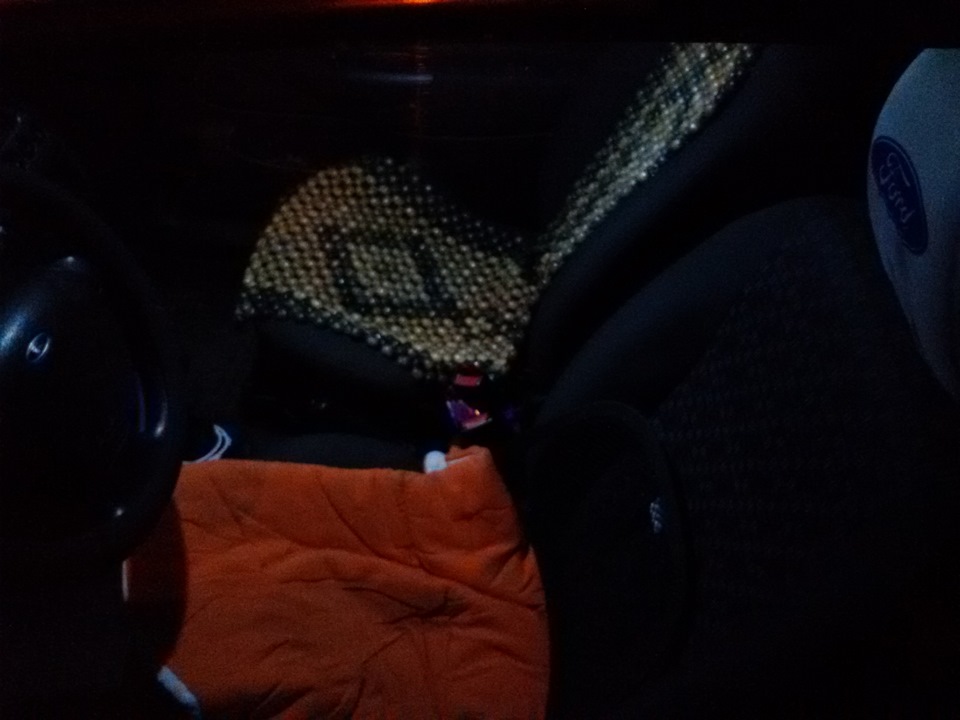 Пересвіт салону та багажника 2