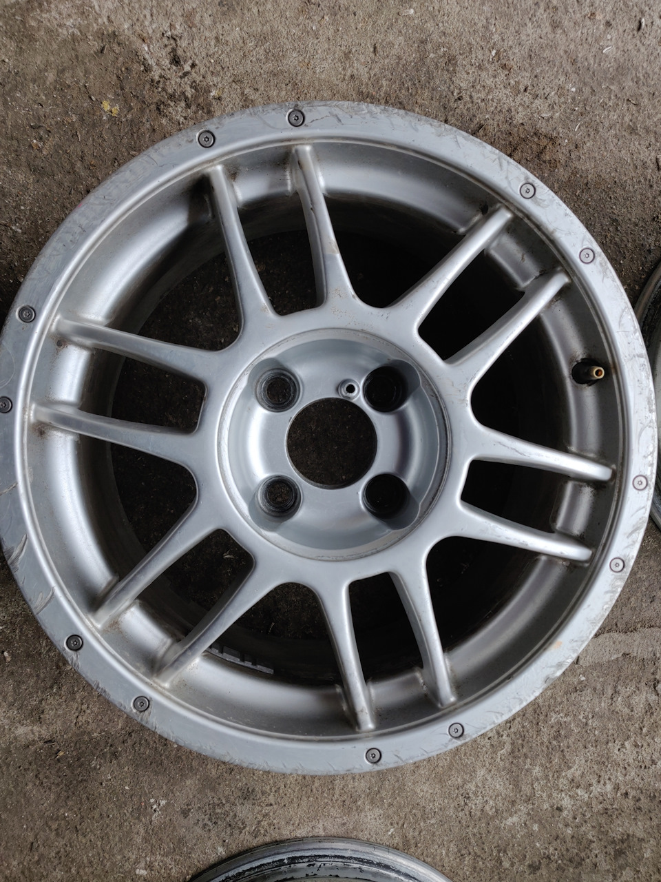 Продам диски OZ Rasing f1 plus R16 4