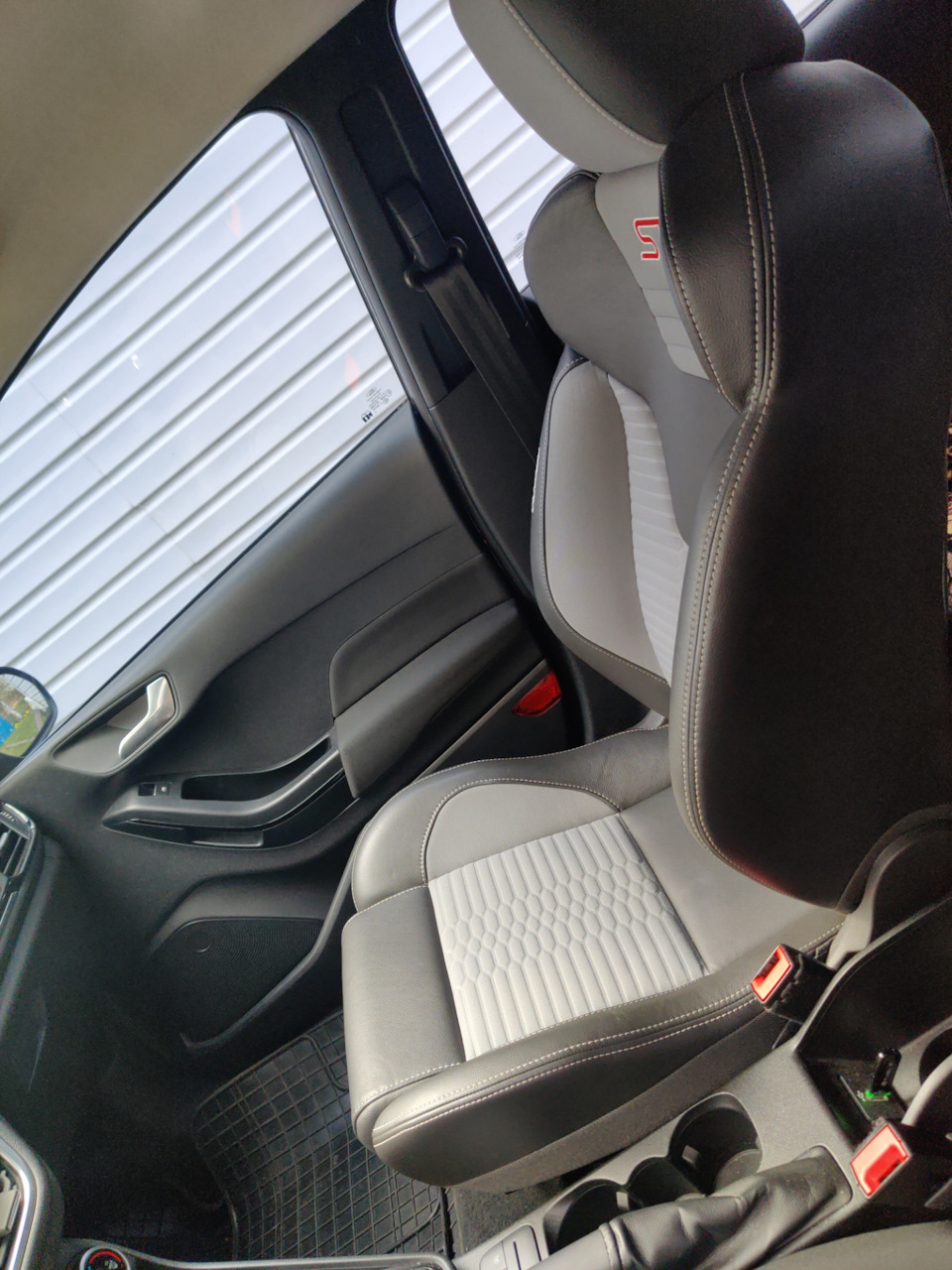 Тізер салон Recaro ST від MK7🔥🔥🔥 5