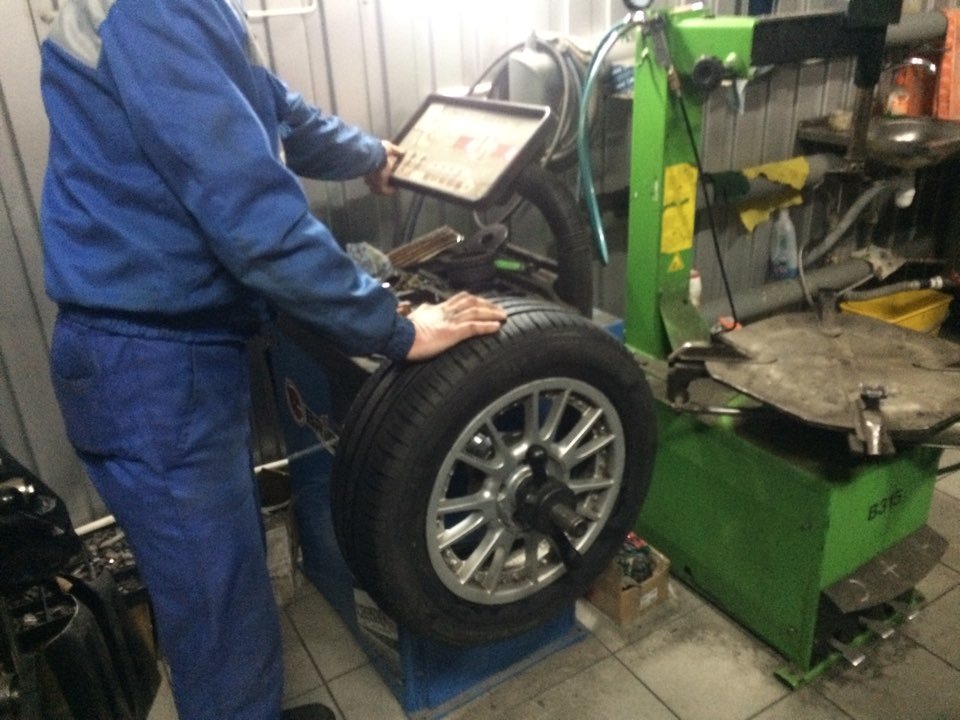 Поставил мишку 195/60r15 5