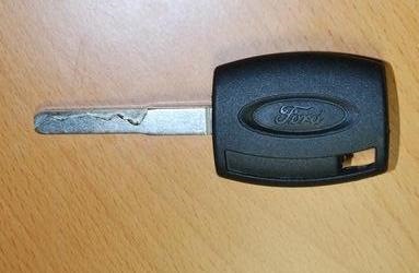 Прошивка та встановлення викидного ключа Ford Fiesta mk7 Ambient 1