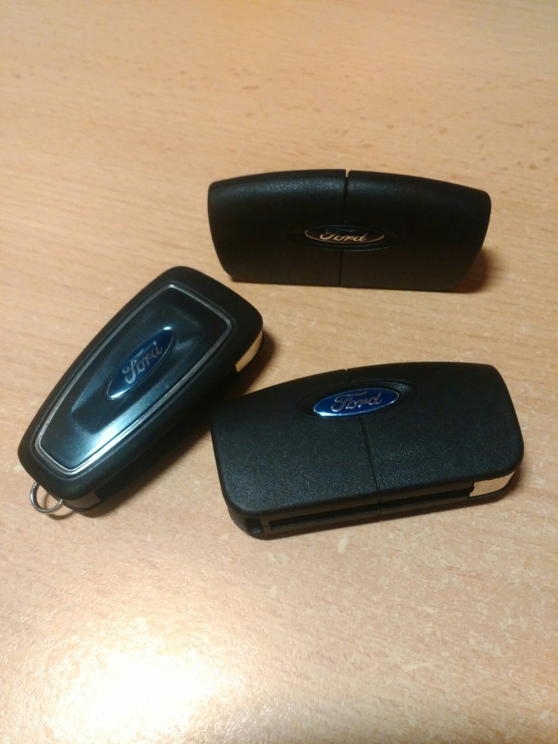 Прошивка та встановлення викидного ключа Ford Fiesta mk7 Ambient 4