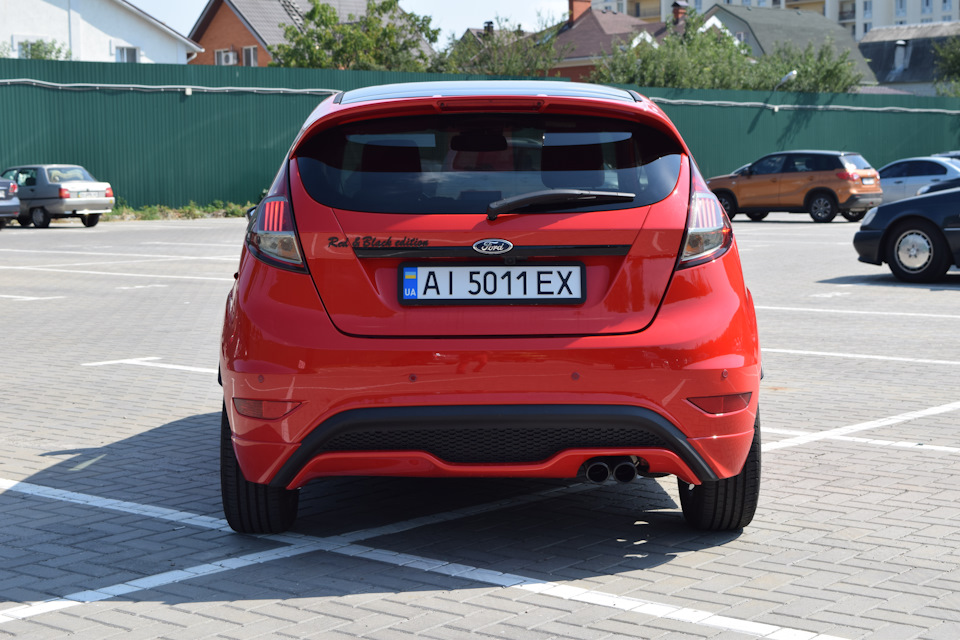 Встановив насадку на глушник Uter Sport Black 2х70 4
