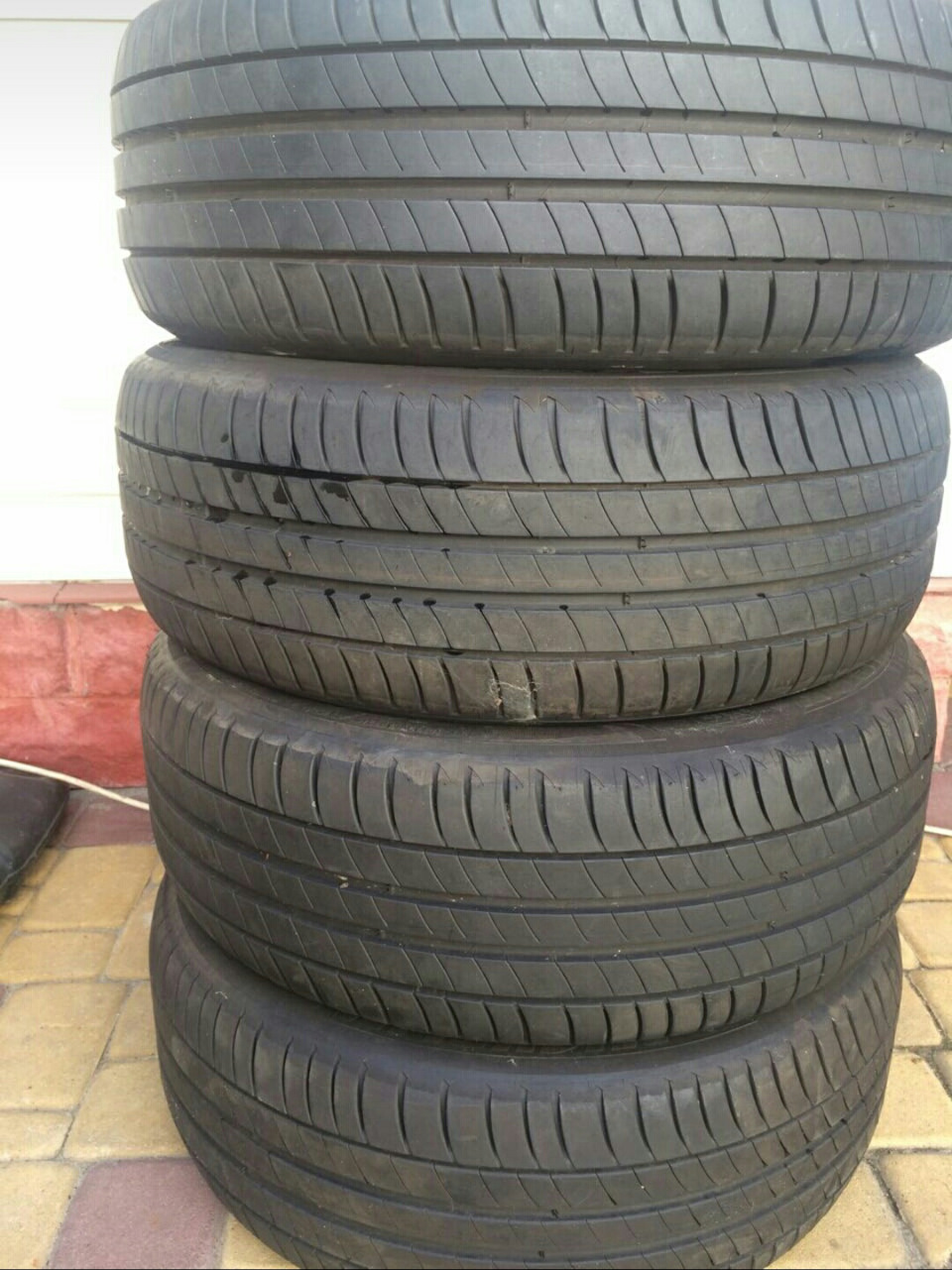 Продам комплект шин Michelin Primacy 3 1