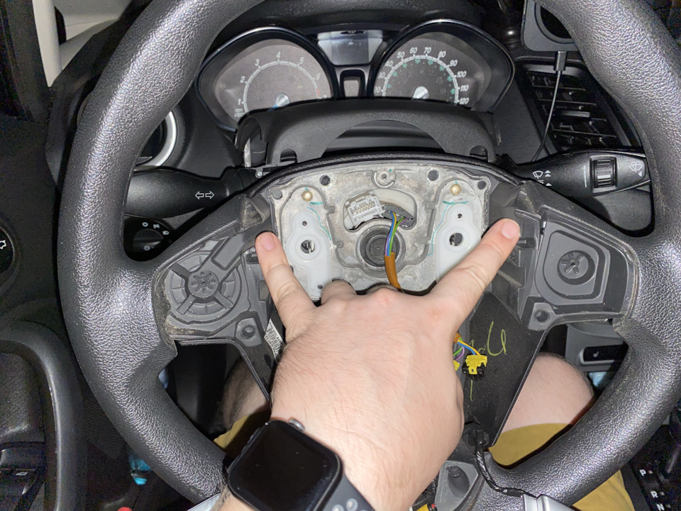 Встановлення круїзу на Ford Fiesta MK 7.5 USA 4