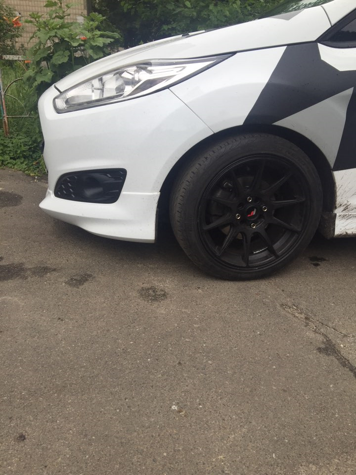 Обновочка, Pirelli PZero 2