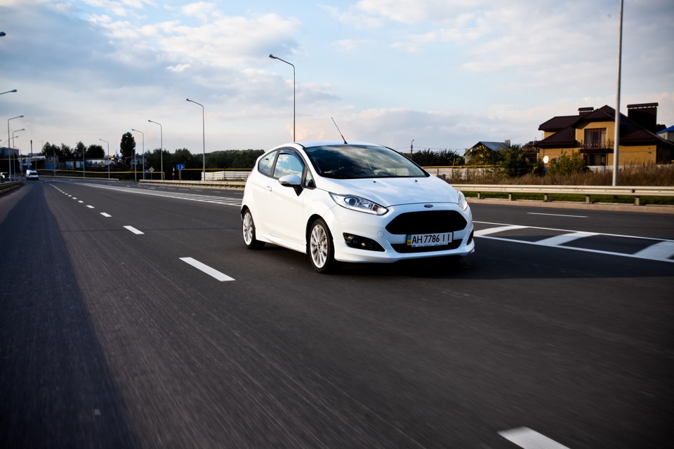 Фотосесія Ford Fiesta Sport 5