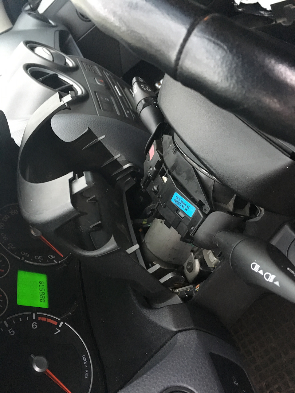 Джойстик підкермового управління магнітолою 4