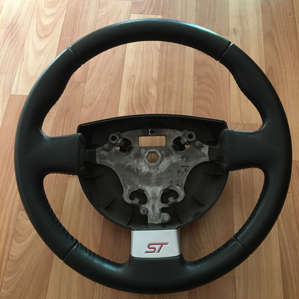 Руль ST 3