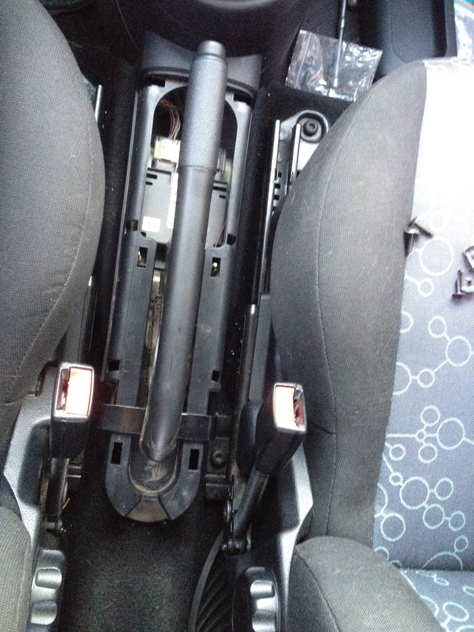 Встановлення підлокітника Armster 2 1