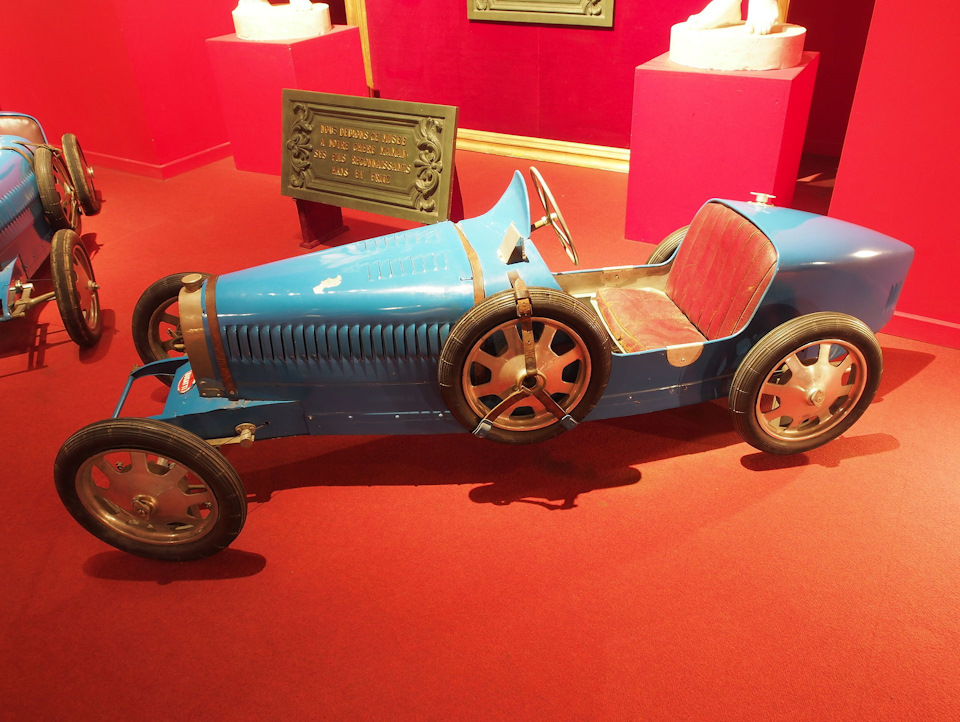 Новорічний Grand Tour: Cité de l`Automobile 3