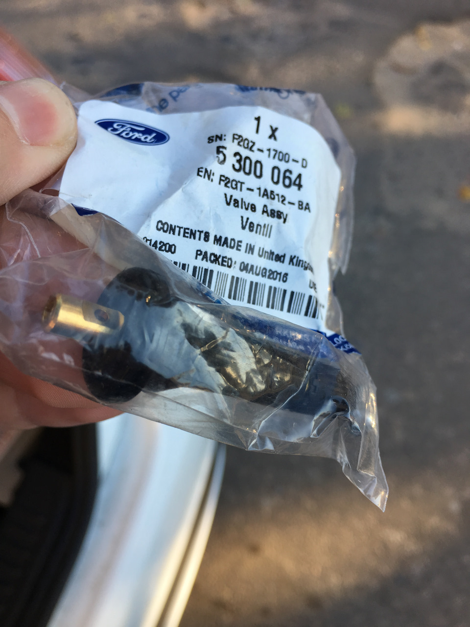 Нотатки на полях: Номер запчастини для клапана датчика TPMS 2