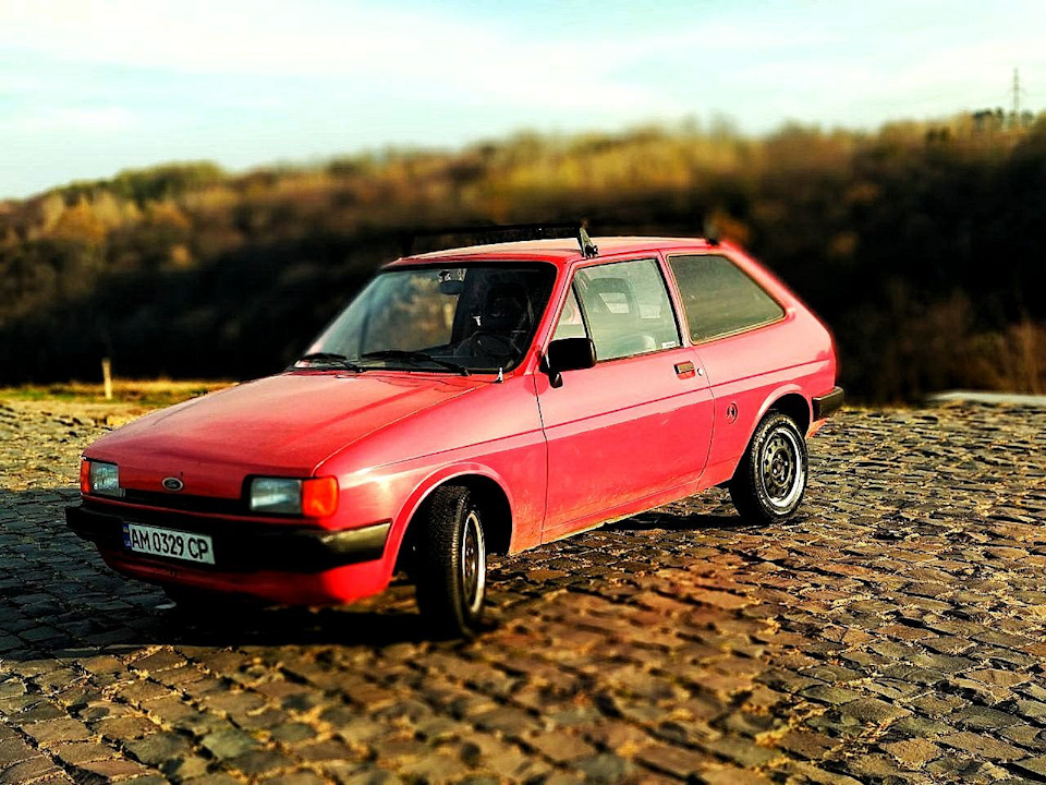 Фото сесія Ford Fiesta MK 2 1986 2
