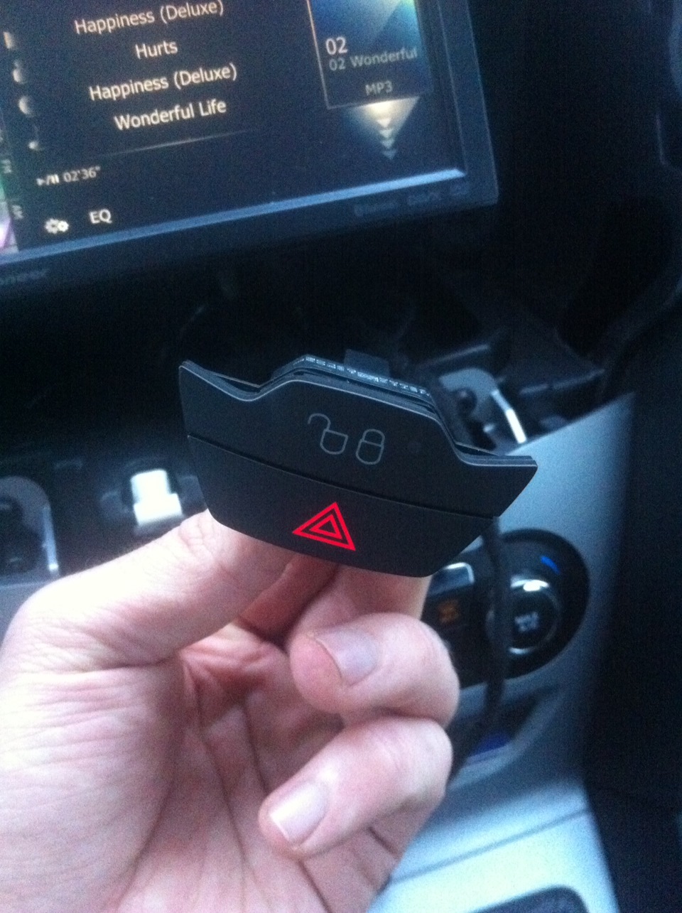 Установка Pioneer Avic F940BT 2
