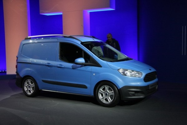 Ford Transit Сourier 1
