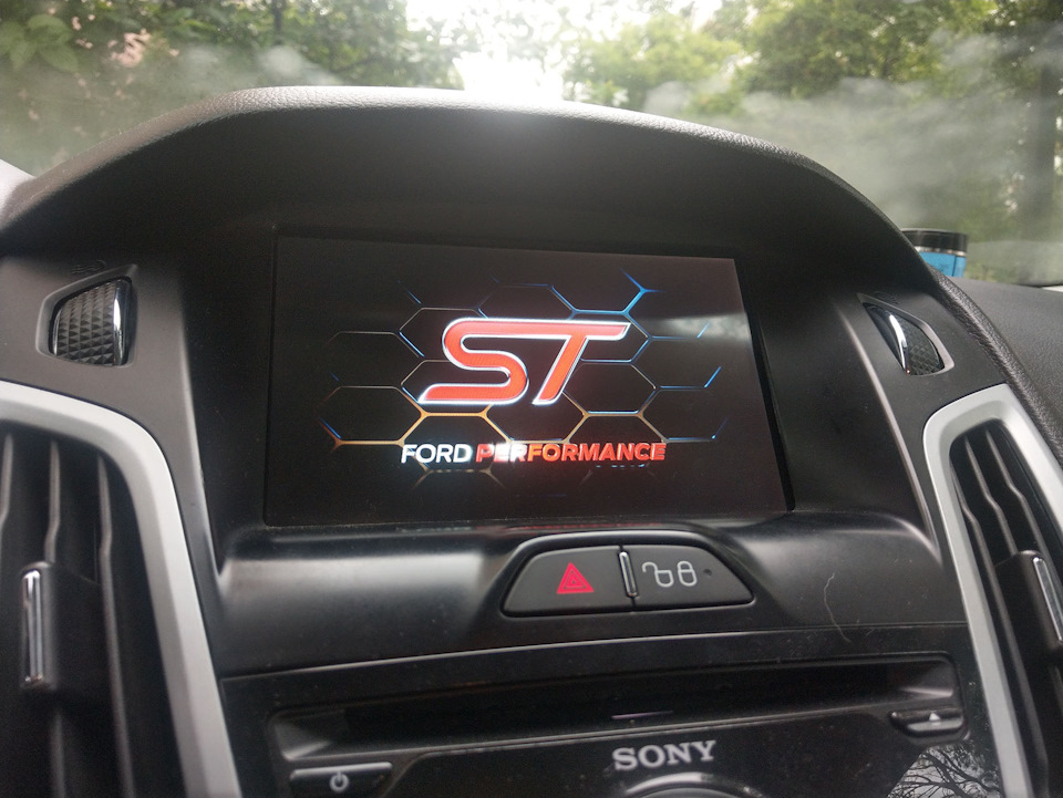 SYNC 3. Логотип ST та тема Ford Classic 3