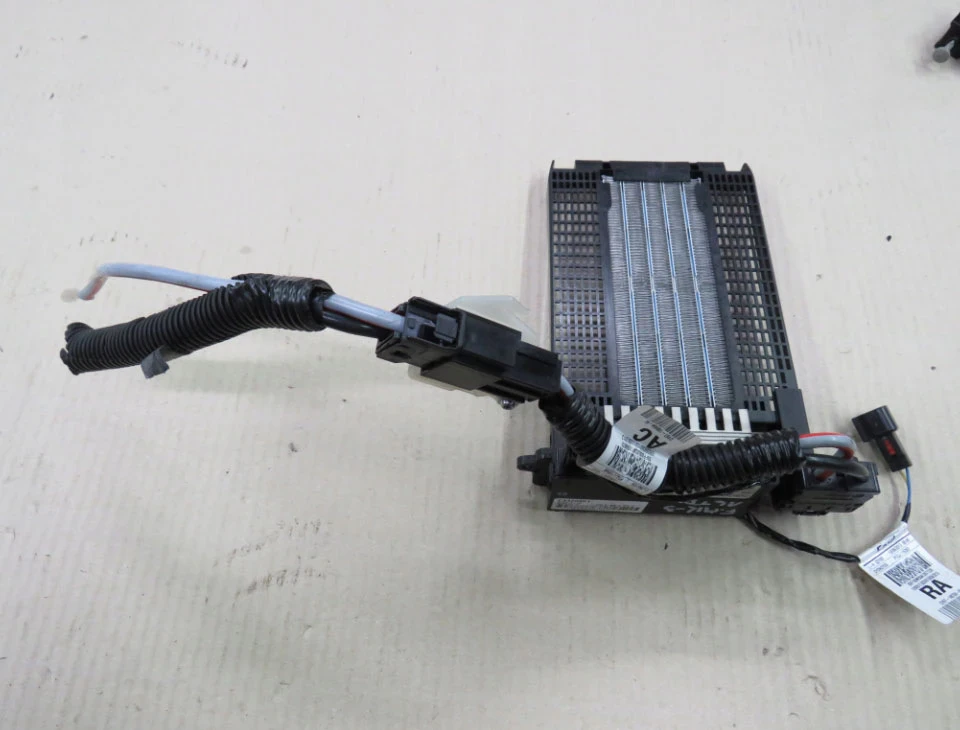Встановлення нагрівача салону (ЕПЗЗ, PTC heater)