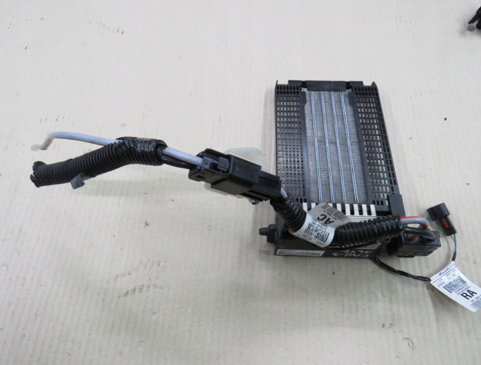 Встановлення нагрівача салону (ЕПЗЗ, PTC heater) 1