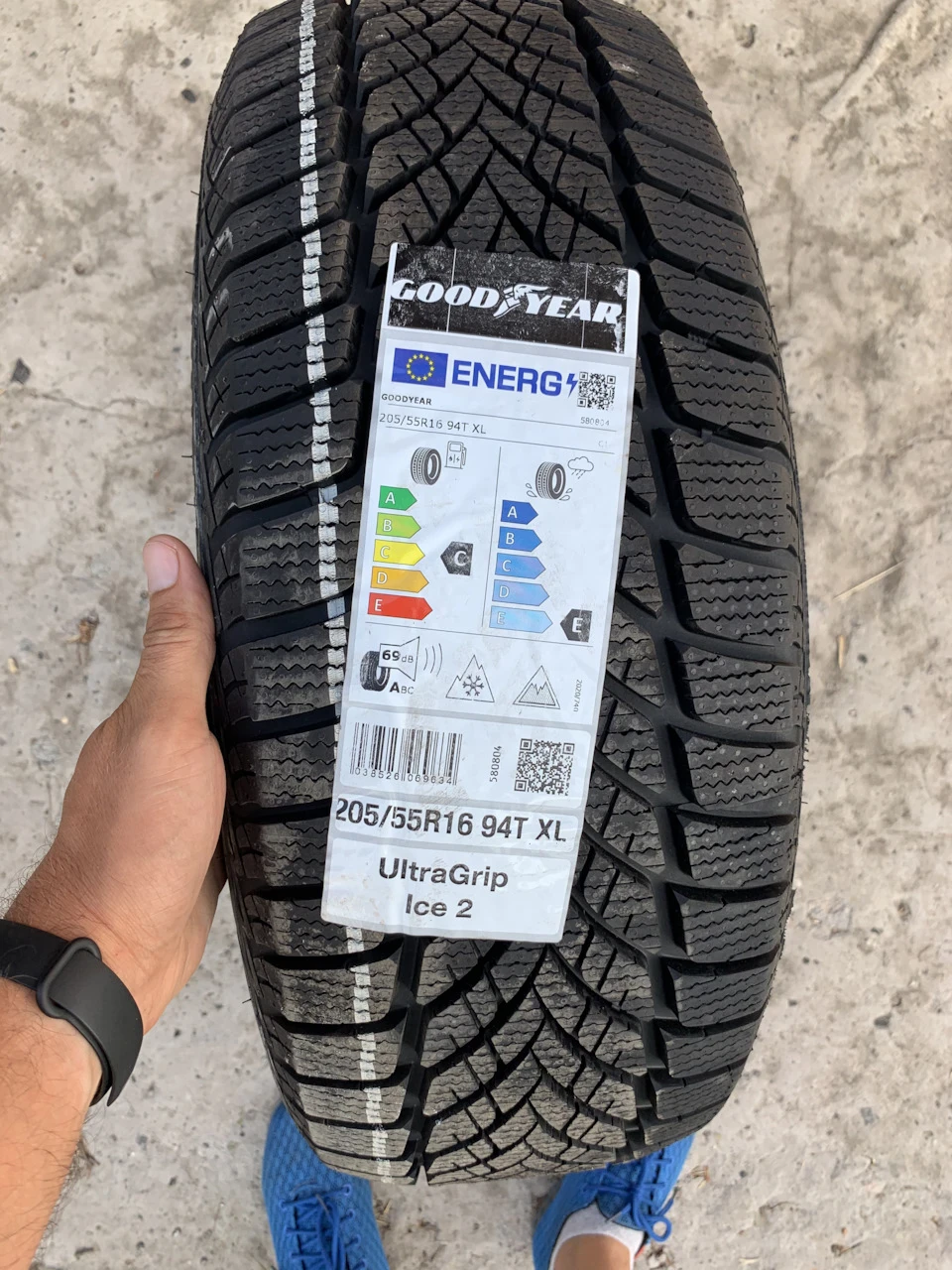 Зимові шини Goodyear UltraGrip Ice 2 205/55 R16 94T XL FP