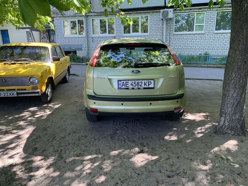 Лівий ліхтар заднього ходу 3