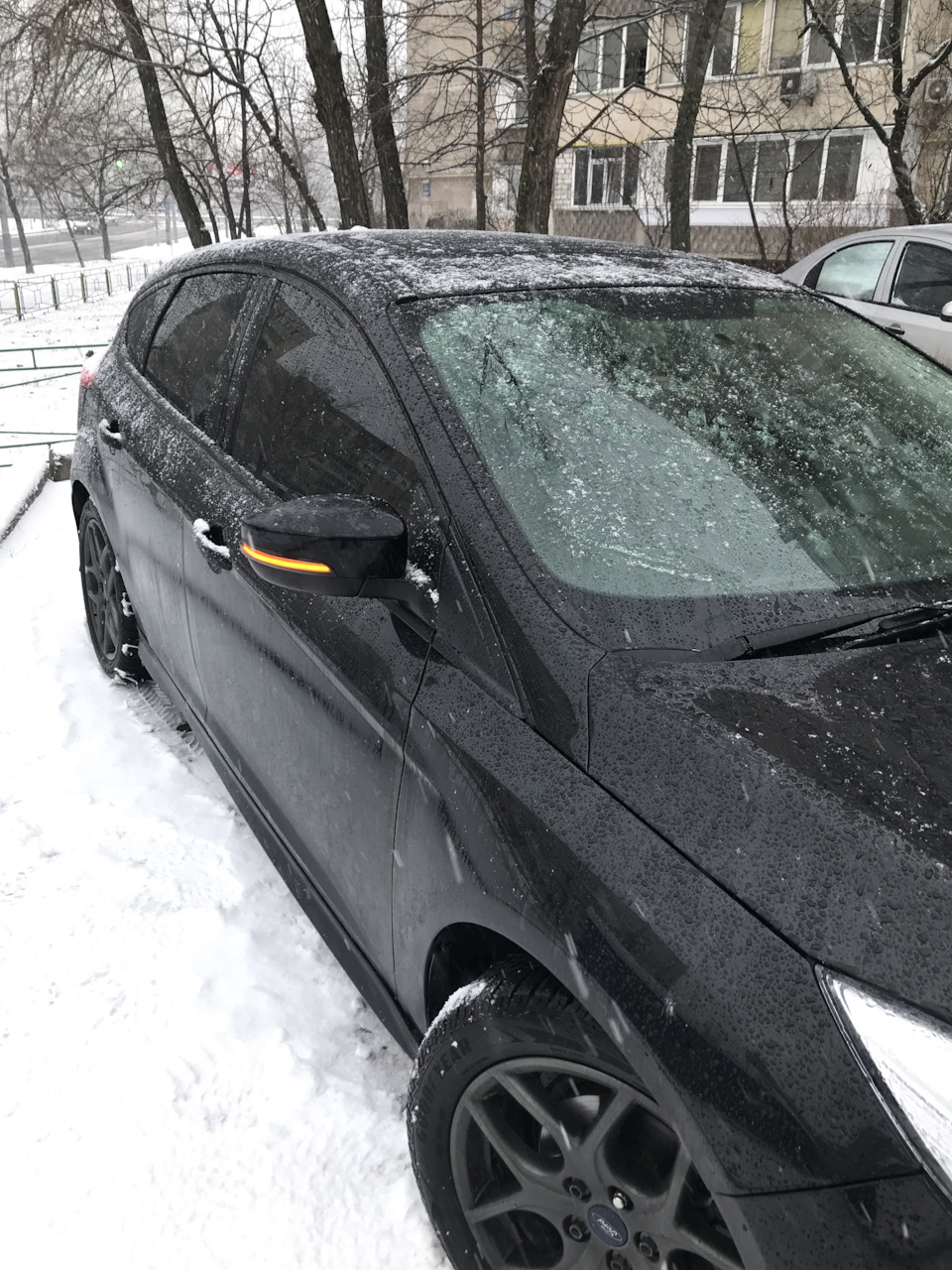 Заміна дзеркальних повторювачів поворотів на led. Ford Focus 3 5