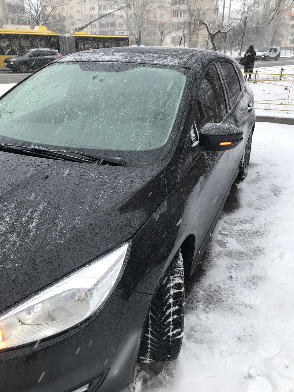 Заміна дзеркальних повторювачів поворотів на led. Ford Focus 3 4