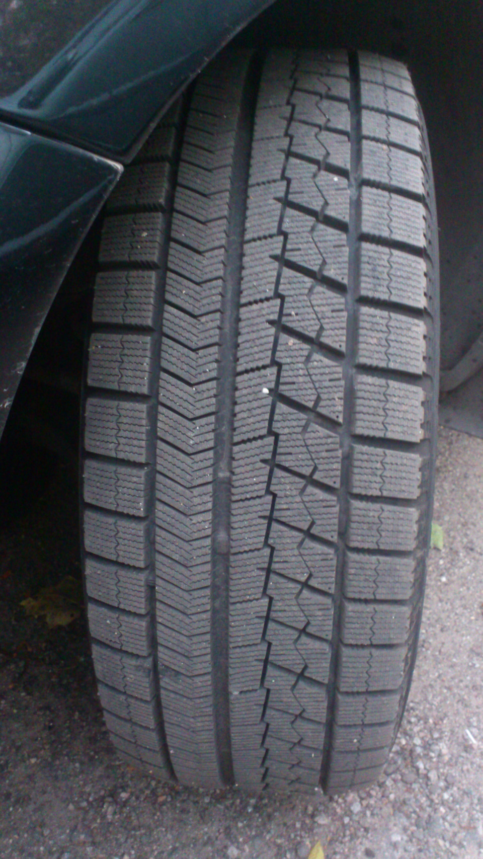 Зимові шини BRIDGESTONE BLIZZAK VRX 205/55 R16 1