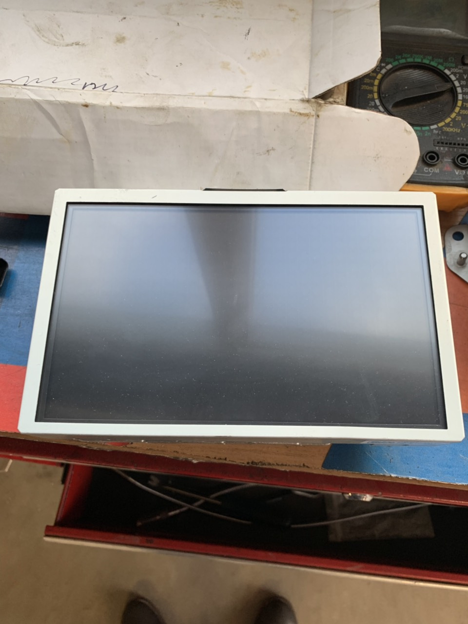 Synk3 та підлокітник RS 5