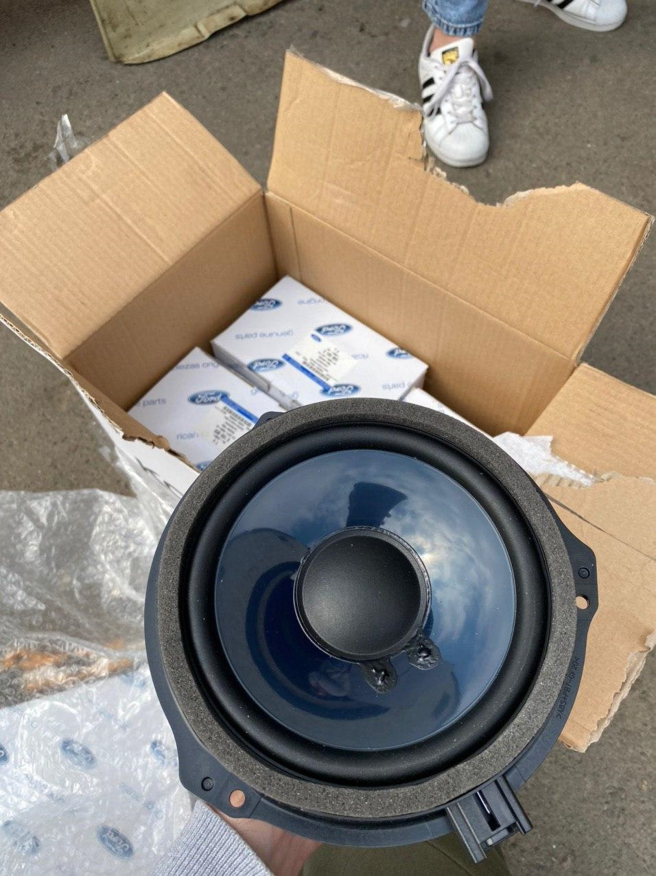 Покращення автозвуку Focus mk3 3