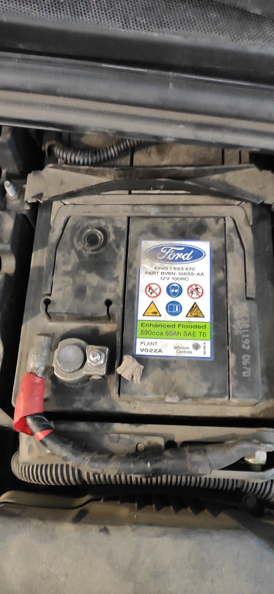 Заміна акумулятора Ford focus 3 1.0 ecoboost 1
