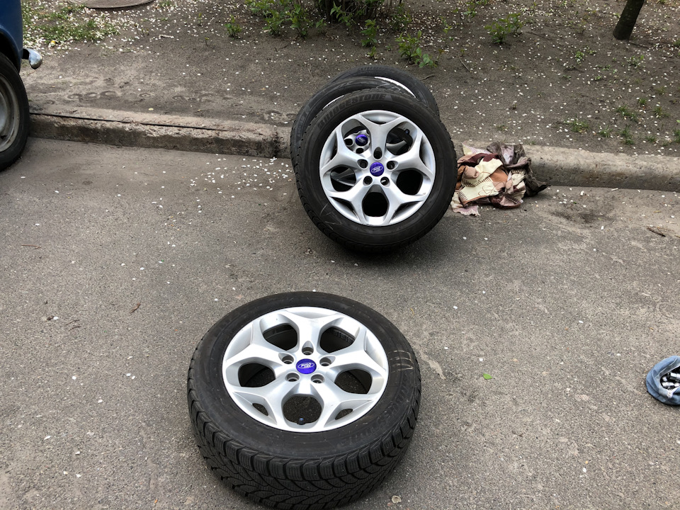 Перевзувся - вперше сам без шиномонтажу :) 4