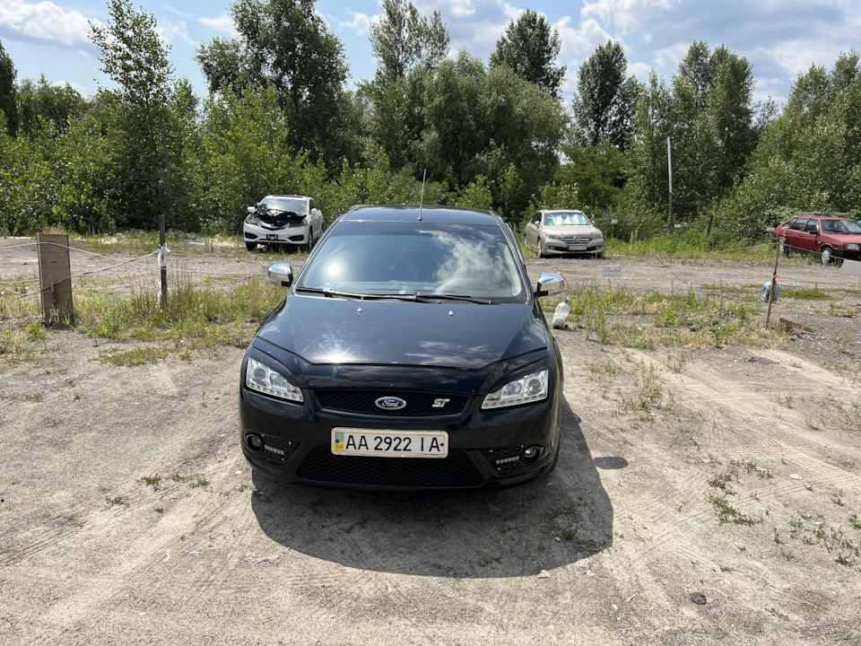 Встановлення дефлекторів бічних вікон 1