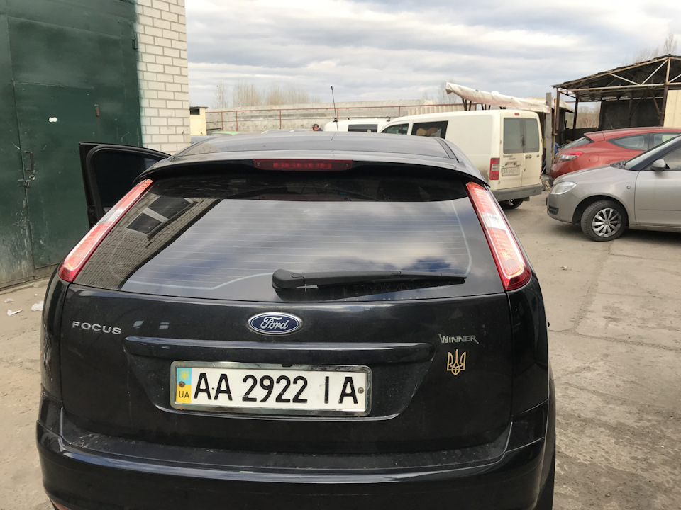Задні ліхтарі ст на місці 1