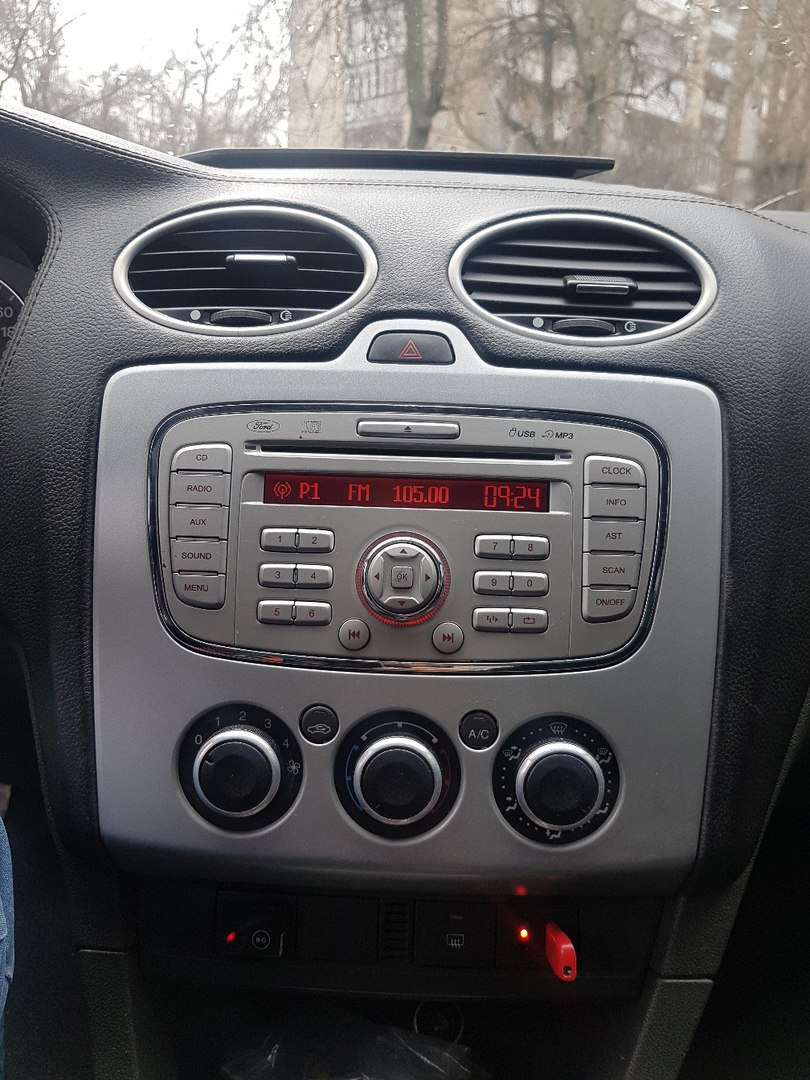 Встановлення магнітоли з USB 1