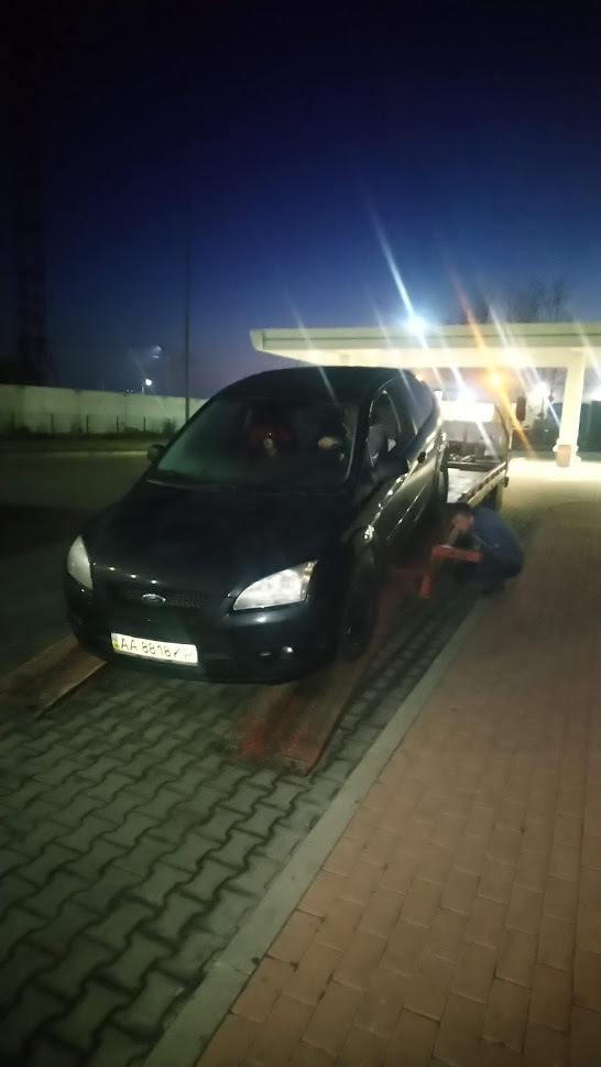 Помер смертю хоробрих бензонасос :) 1