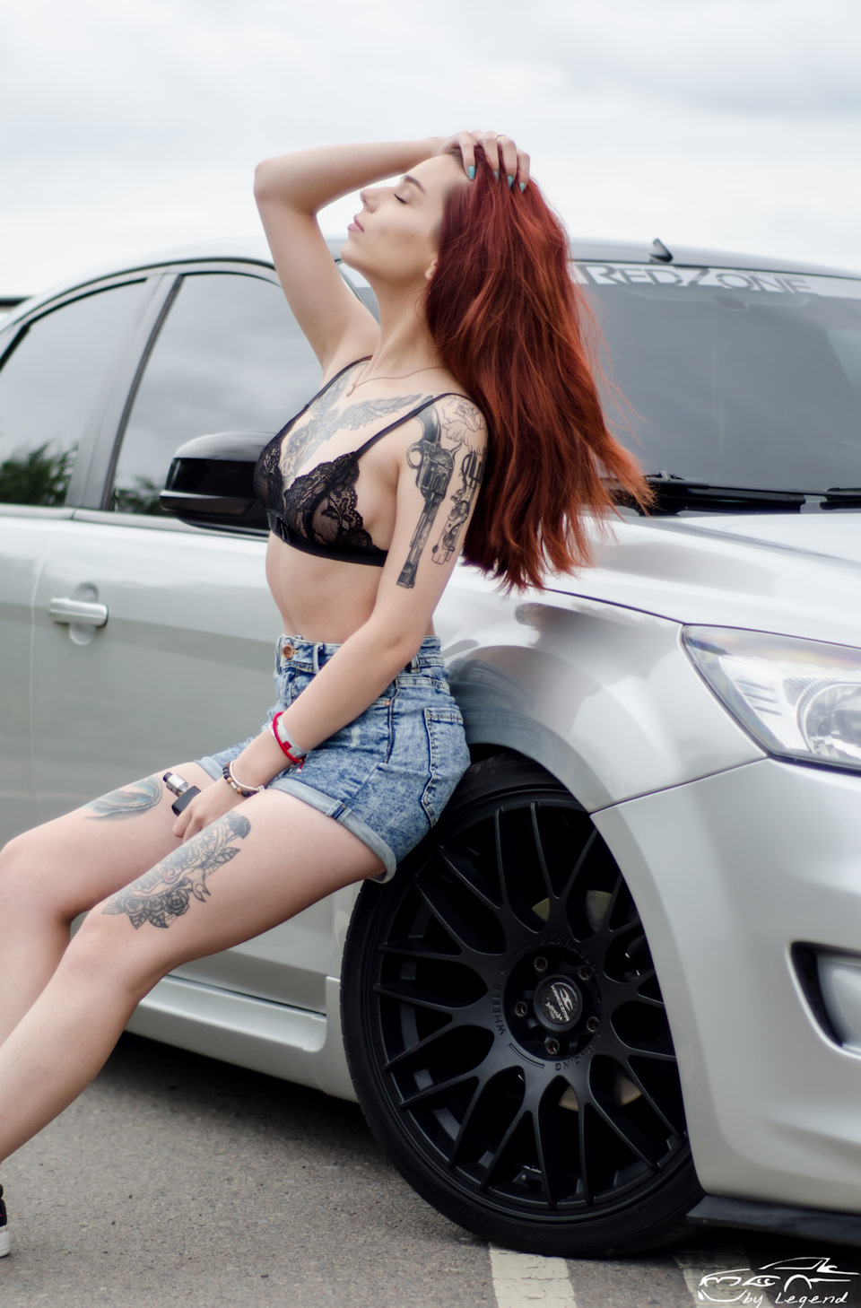 Focus & Girl & Vape 2