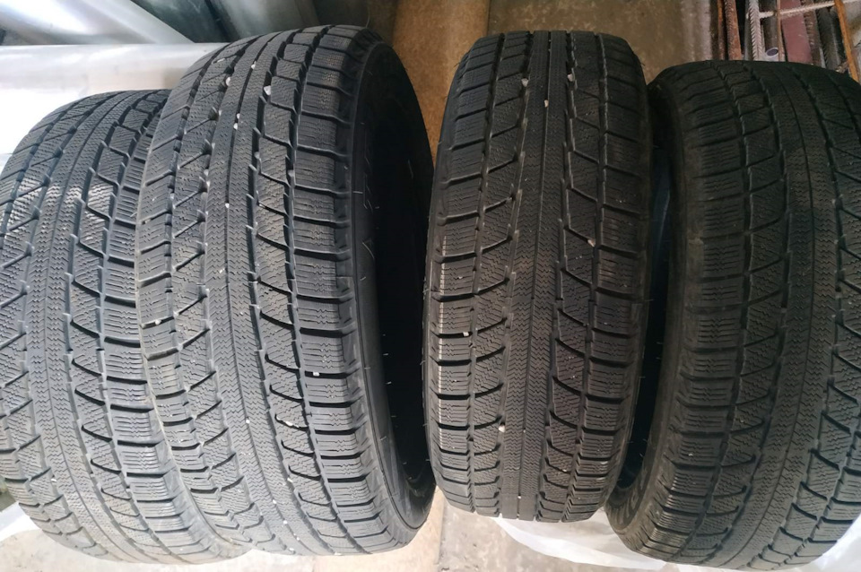 Зимова гума Triangle TR777 215/55 R17 на Ford Focus 3 (USA) 1