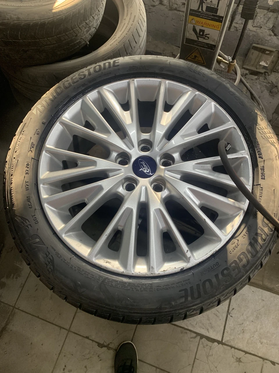 У нас ще літо: взуємося в хорошу гуму - Bridgestone Turanza T005