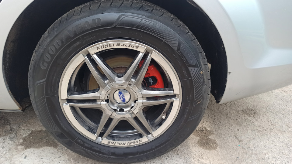 Купив на літо Goodyear EfficientGrip Performance 2 1